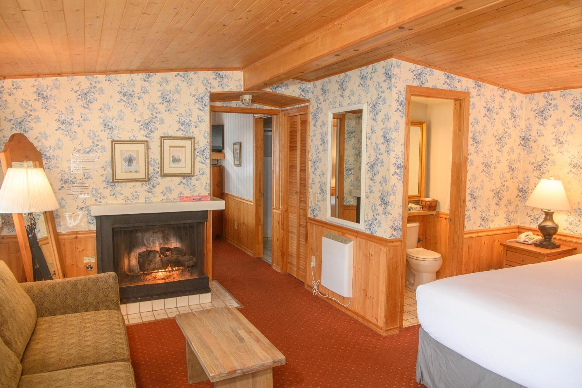 Carmel Fireplace Inn Exterior foto